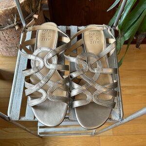 Naturalizer Raine flat summer sandals